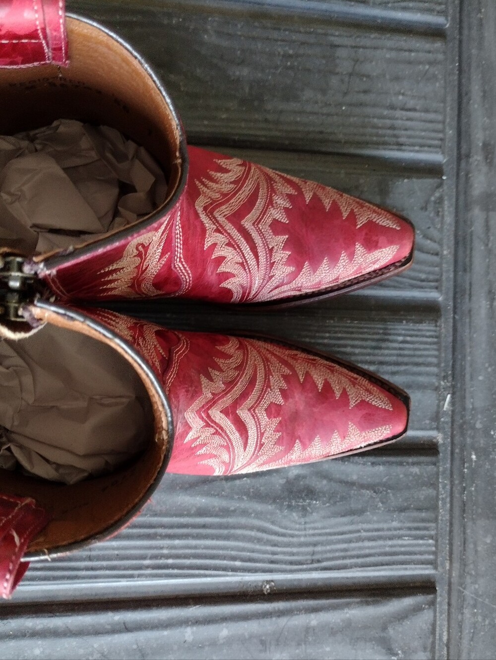 Corral Boots Circle G L5704 - WOMEN’S EMBROIDERY AND ZIPPER RED SNIP TOE ANKLE - Picture 15 of 15